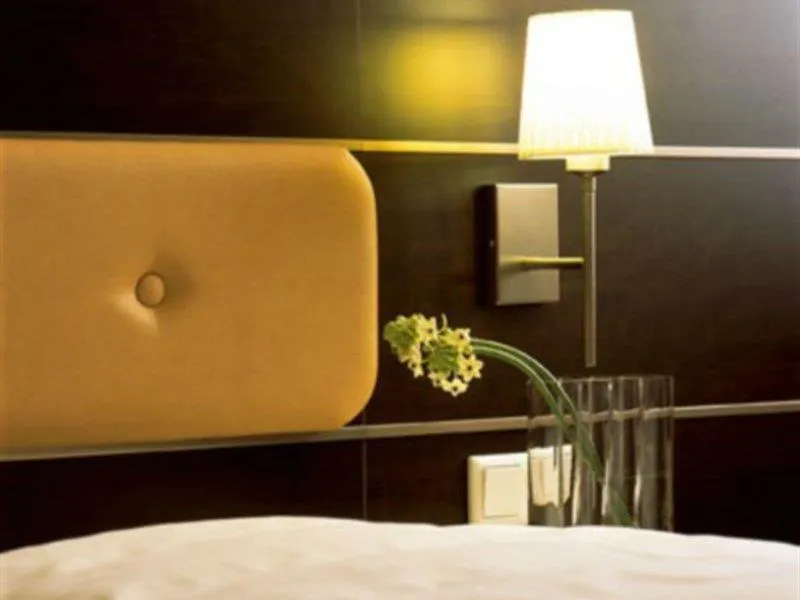 Bristol Hotel - Frankfurt City - Central Station Frankfurt am Main 4*,
