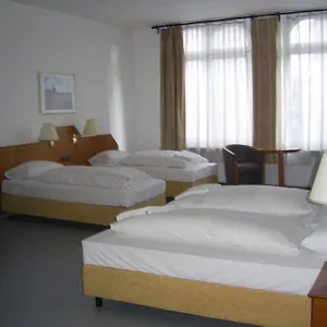 Отель Willy Frankfurt, Франкфурт-на-Майне