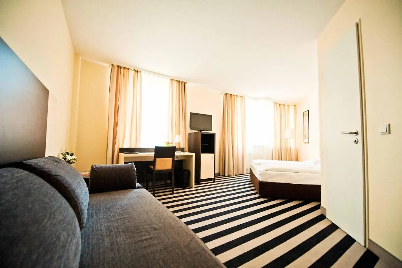Bristol Hotel - Frankfurt City - Central Station Frankfurt am Main