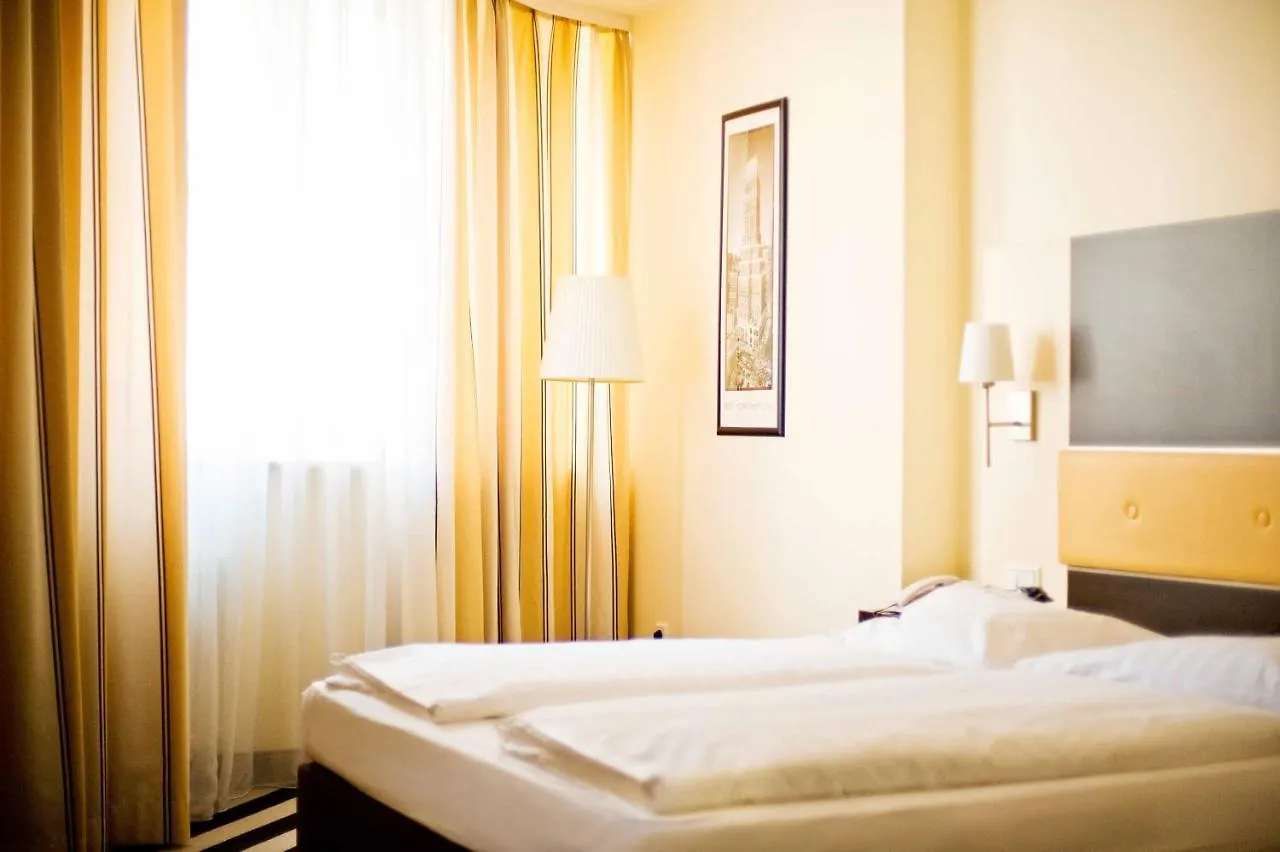 Bristol Hotel - Frankfurt City - Central Station Frankfurt am Main 4*,  Germany