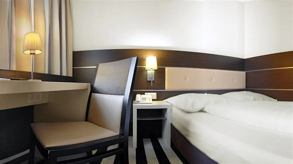 Bristol Hotel - Frankfurt City - Central Station Frankfurt am Main Germany